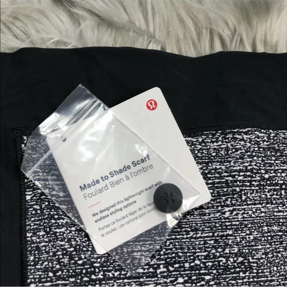 Lululemon Made To Shade Scarf Salt Alpine White Black